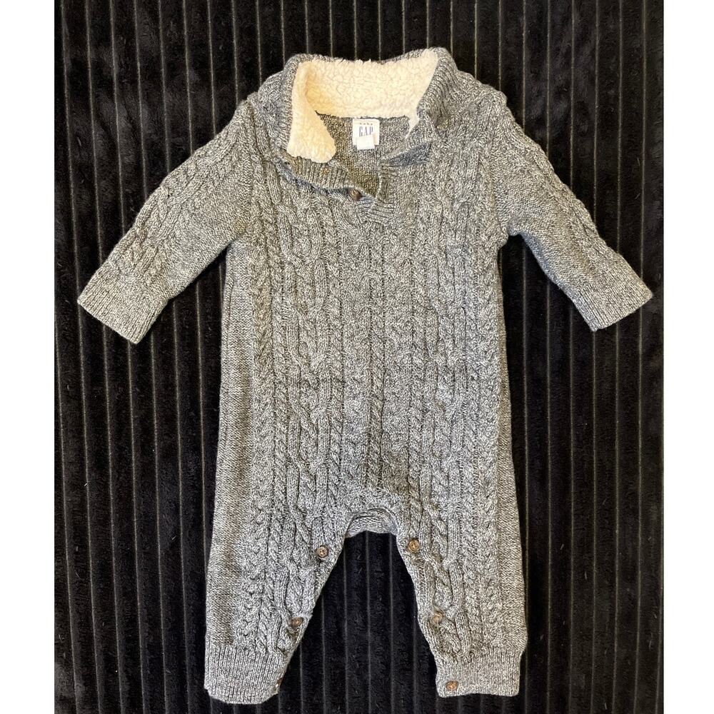Baby Gap Cable Knit Sweater Romper Infant 3-6 Months Gray Fleece Lined Neck